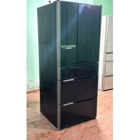 Tủ lạnh HITACHI R-A6200 Date 2011 6 cánh, mặt gương, hút chân không
